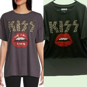 Kiss Women’s Leopard Print Logo Tee - Black and Red sleep Shirt L/XL